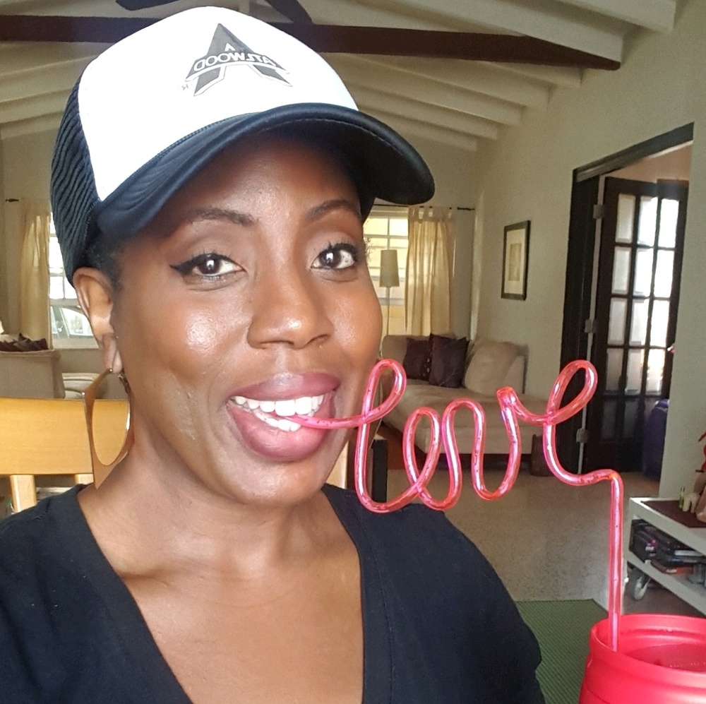 Meet your Posher, Tachiada